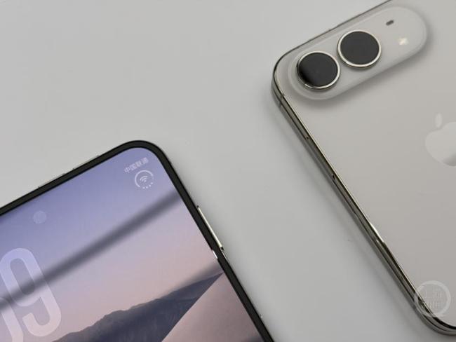 iPhoneDuo真机上手体验 折叠屏新玩法引温雅