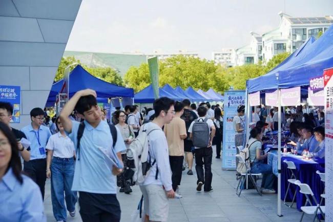 人口大省广东为何要北上“摇人” 主动寻才背后的产业需求