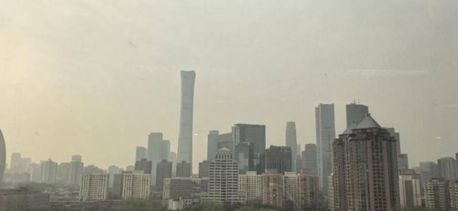 明天北京有小到中雨，气温明显下降