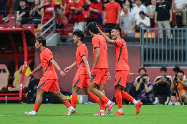 国足3-0战胜马尔代夫 王子铭帽子戏法