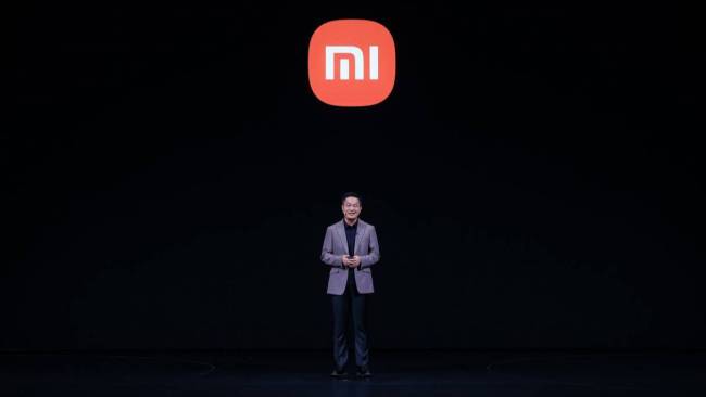 当小米手机重新站到台前 高端化与生态重任
