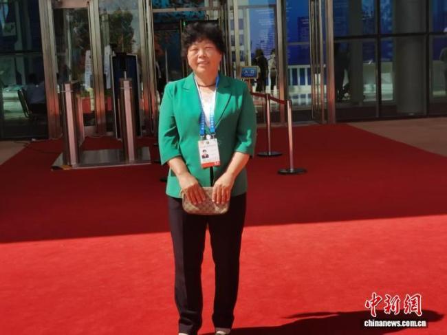 治沙人殷玉珍新目标：一代接着一代干 传承与创新并进