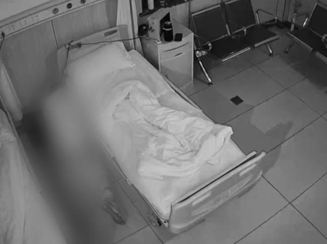 男子医院留观室内自尽家属索赔86万 二审未宣判