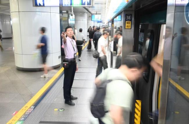 499.1万人次！10月1日，北京有望创国庆假期单日交通客流新高 公路自驾成主力
