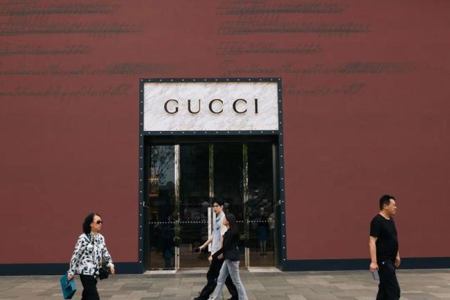 Gucci新款中国制造运动鞋7050元双打破“意大利制造”传统_中华网(图4)