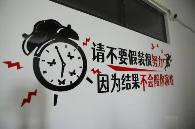 柬警察精通中文帮电诈人员入境 涉案金额超20万美元
