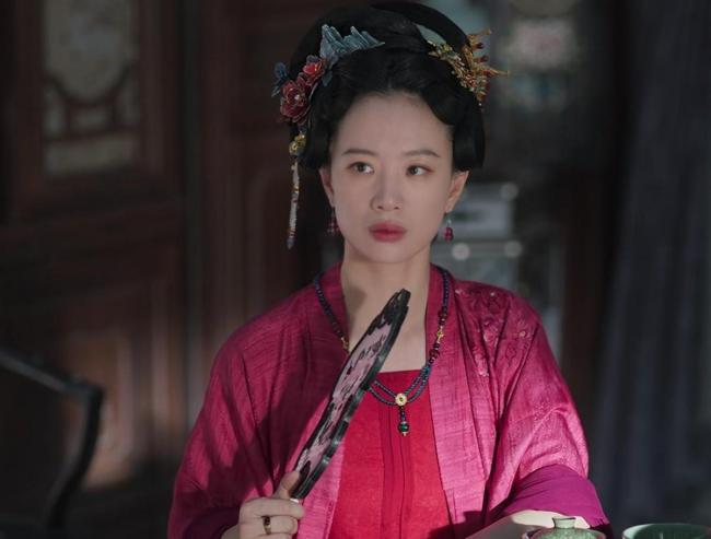 李梦，内娱第一疯批好意思东谈主，又杀记忆了 戏里戏外都猖獗