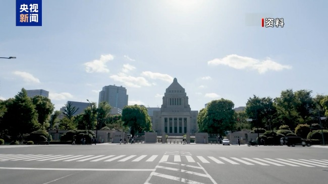 此次专家会议是日本政府持续加码情报体系建设的延续。今年7月31日,日本“国家情报会议”举行首次会议。同一天,日本“国家情报局”正式成立。该机构依据今年5月在日本国会通过的“国家情报会议”设立法案成立。根据该法案,“国家情报会议”在日本国家情报体系中处于核心地位,“国家情报局”则承担其事务局职能,并被赋予对外务省、防卫省等各政府部门情报工作的综合协调权。