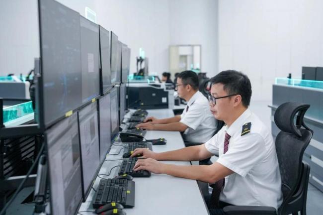 “宇宙第一大站”最短发车间隔40秒 高铁密度创纪录