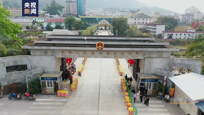 缅北电诈头目家中钱多到发霉