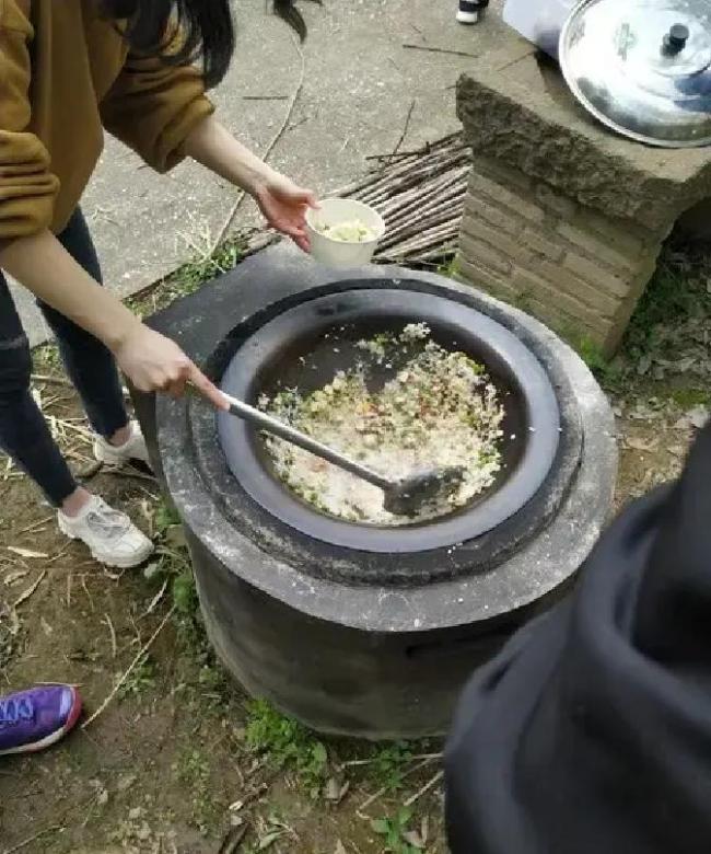 国庆前五天平均每天有3亿人次出行