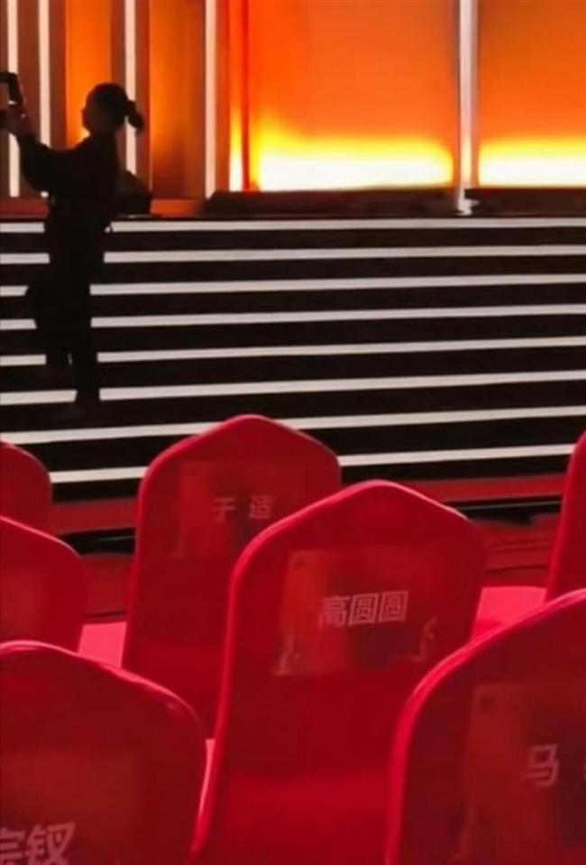 张若昀于适蒋奇明飞天奖第一瞥 年青演员引和顺
