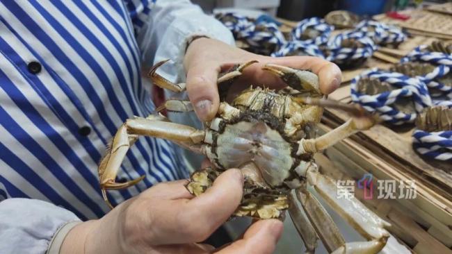 部分大闸蟹跌出“地板价” 价格两极分化