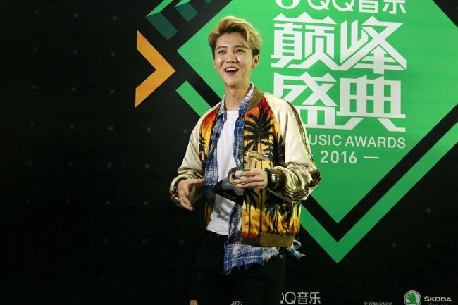 鹿晗音乐节 私人聚会点燃乐迷热情