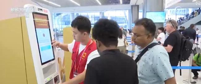 新老面孔满怀期待齐聚广交会