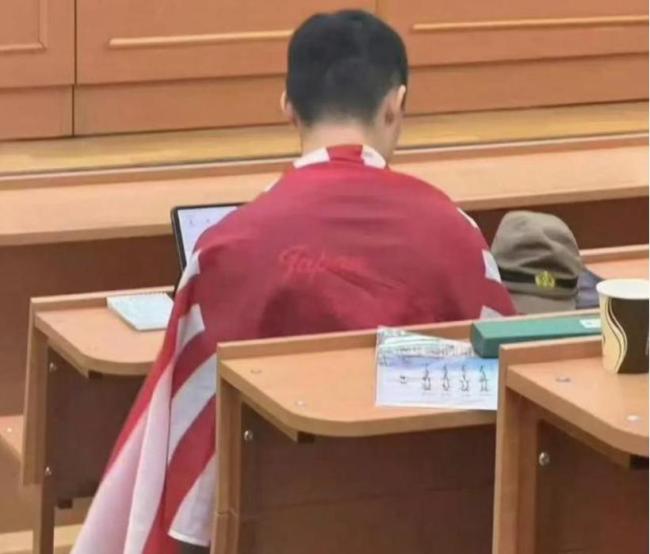 莫大精日留学生是南京人惹众怒 历史伤痛被轻视