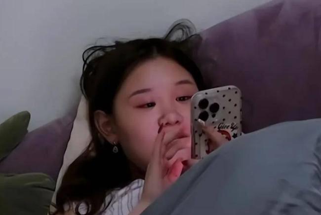 张家齐自曝81万奖金被母亲代管:金牌有裁判,亲情却无标准答案