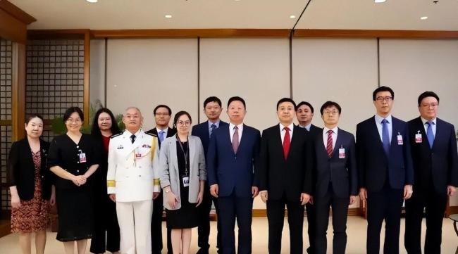 菲媒：驱逐中国大使中方必然对等回应 外交风波升级