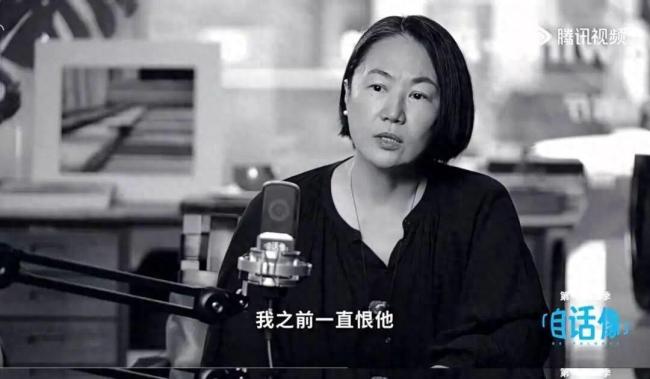 57岁窦唯：卖掉北京房子，与母亲定居阿那亚 海边隐士的自在生活