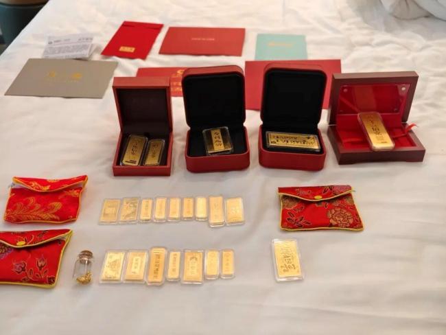 18岁学生欲购10万元黄金 店员报警 诈骗骗局曝光