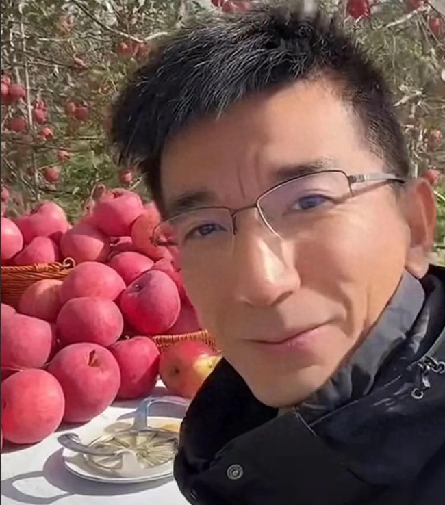 孙东旭开始发力了！新公司正式开售自营品，首款洛川苹果打头阵