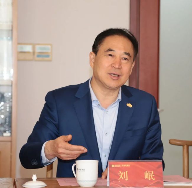 座谈会上,刘岷对周善东一行的到来表示欢迎,对省住建厅和各级领导长期