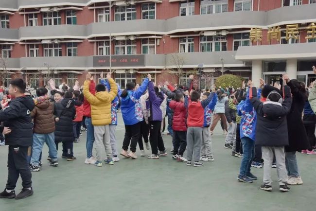 “国际幸福日”来临，山师附小带领同学们发现幸福、感受幸福、晒出幸福