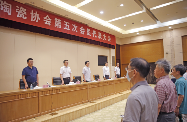 华光国瓷董事长苏同强当选山东省陶瓷协会首届轮值理事长