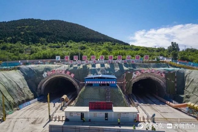 济南旅游路东延项目隧道全部贯通，全线计划年底前建成通车