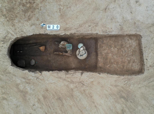 烟台发现34座唐宋土洞墓