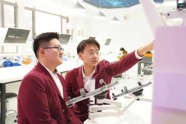 大学里才有的高级实验室，济南安生有7个！