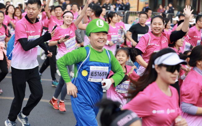 2023济南（泉城）马拉松全马男女冠军诞生，一起来回顾下这些精彩瞬间吧