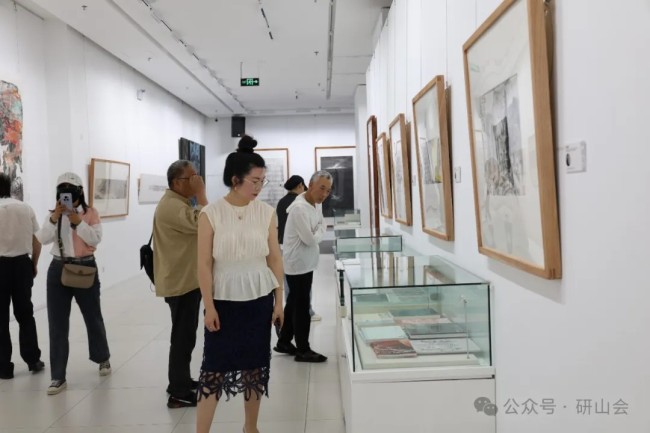 “问道昆嵛——山水圈2024水墨文献展”昨日在烟台美术博物馆（烟台画院）开幕，展期至7月28日