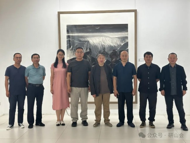 “问道昆嵛——山水圈2024水墨文献展”昨日在烟台美术博物馆（烟台画院）开幕，展期至7月28日