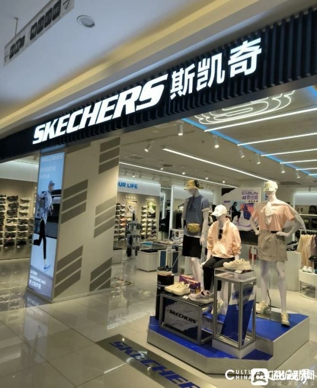 斯凯奇2.jpg