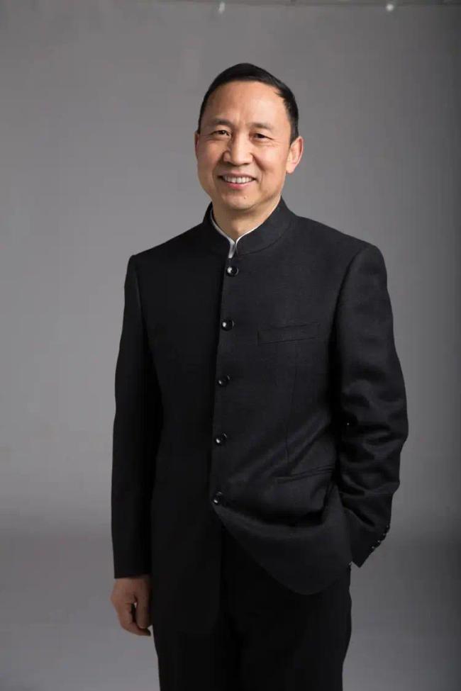 “游目骋怀-张运河、魏怀亮中国画作品展”明日将在呼和浩特开展 | 魏怀亮：一花一鸟都是生命坚韧与柔情的载体