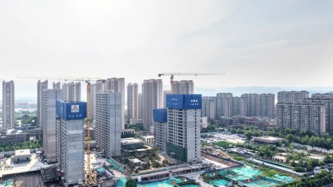 这个夏天，您的家正“加速兑现”——君一·太原海尚府正全力以赴将纸上的理想家园，变成触手可及的幸福实景