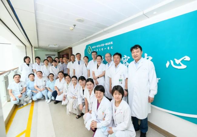 开启全链条、一站式“变美”服务——山一大一附院(省千佛山医院)医学美容中心昨日开诊