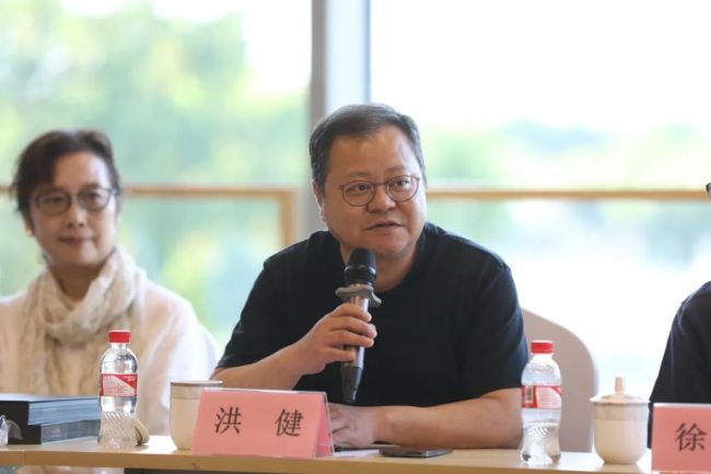 高天厚土·袁武中国画作品展学术交流会｜洪健：袁武笔下的人文重量