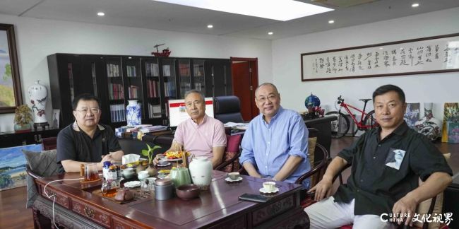 油彩镌刻峥嵘史 画笔叙事赤子心——著名油画家李前走进文化视界
