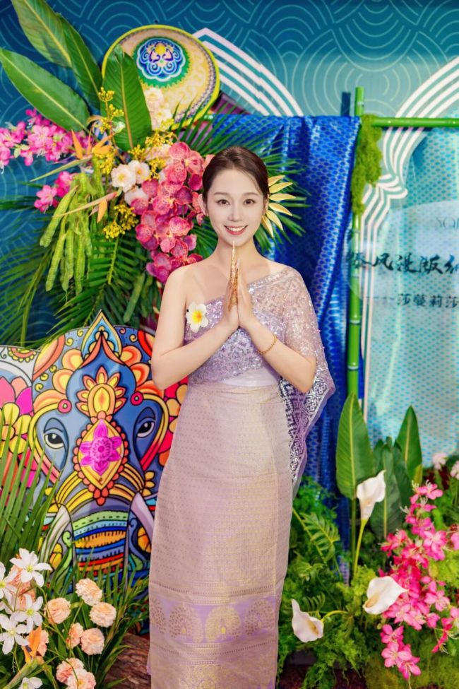 一场场民族风情下午茶在莎蔓莉莎全国各门店燃爆……