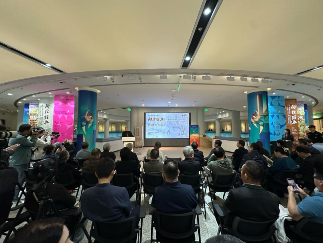 “向往经典——刘万鸣书画艺术展”系列学术活动在陕西省美术博物馆启幕