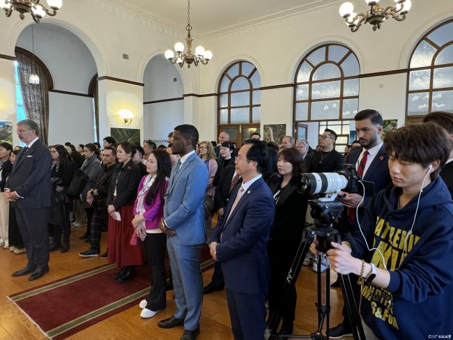 20251014113948220276.jpg 60.jpg