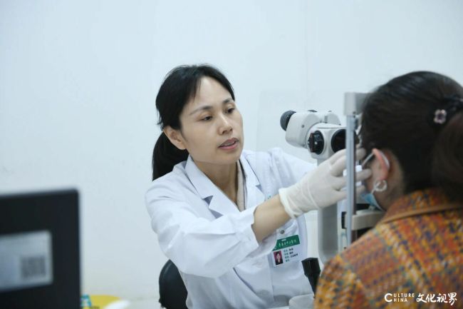 泰安市中心医院眼科主治医师李燕:以匠心守护光明 用真情温暖患者