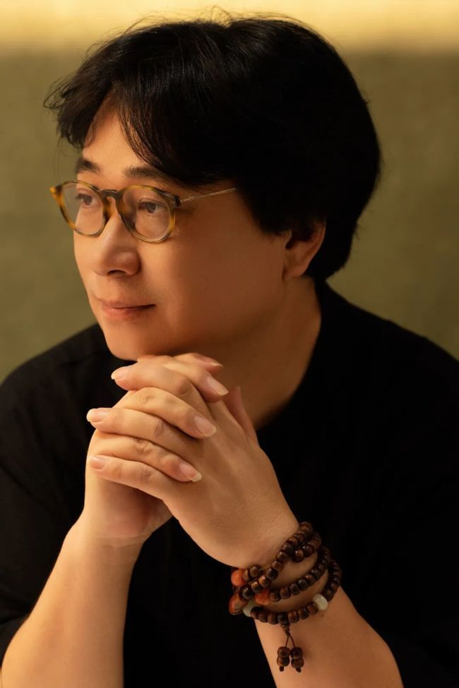 王一飞 | 超越传统画科边界,构建工笔画艺术语言的新维度体系