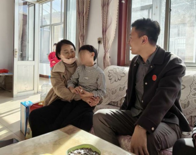 使一颗心免于哀伤——潍坊监狱联合社会力量帮扶服刑人员孤困子女纪实