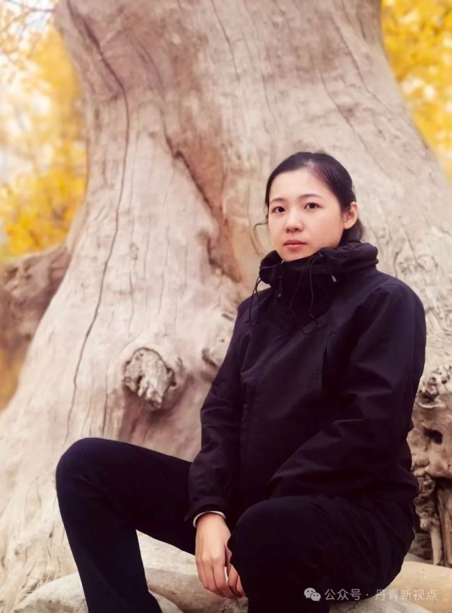 刘璐璐·人物画丨人物情绪的微妙变化流淌在每一抹色彩之中,呈现出未经雕琢的天然之美