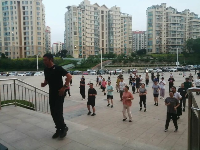 ﻿科学减重引领慢病防控新浪潮，“莱山模式”打造社区健康新标杆