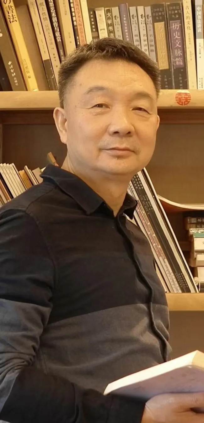 “风骨云烟——吕金光上海书法展”昨日开幕