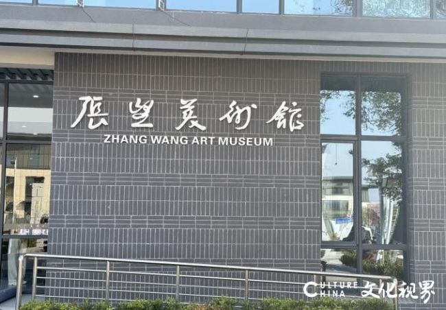 笔墨逐光，跨界寻新——张望的艺术创作之路